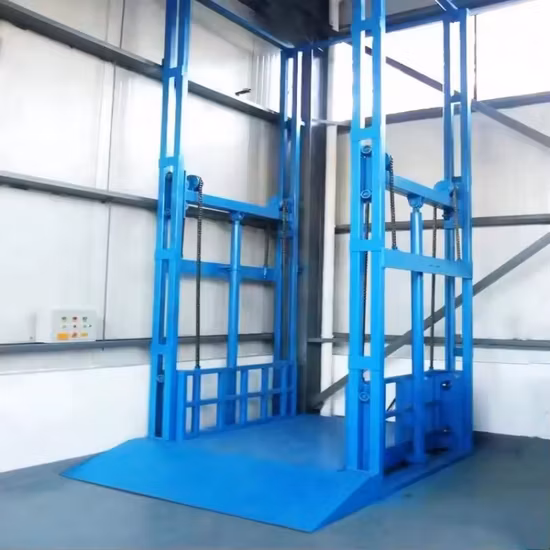 Plataforma elevatória de carga com elevador vertical para armazém